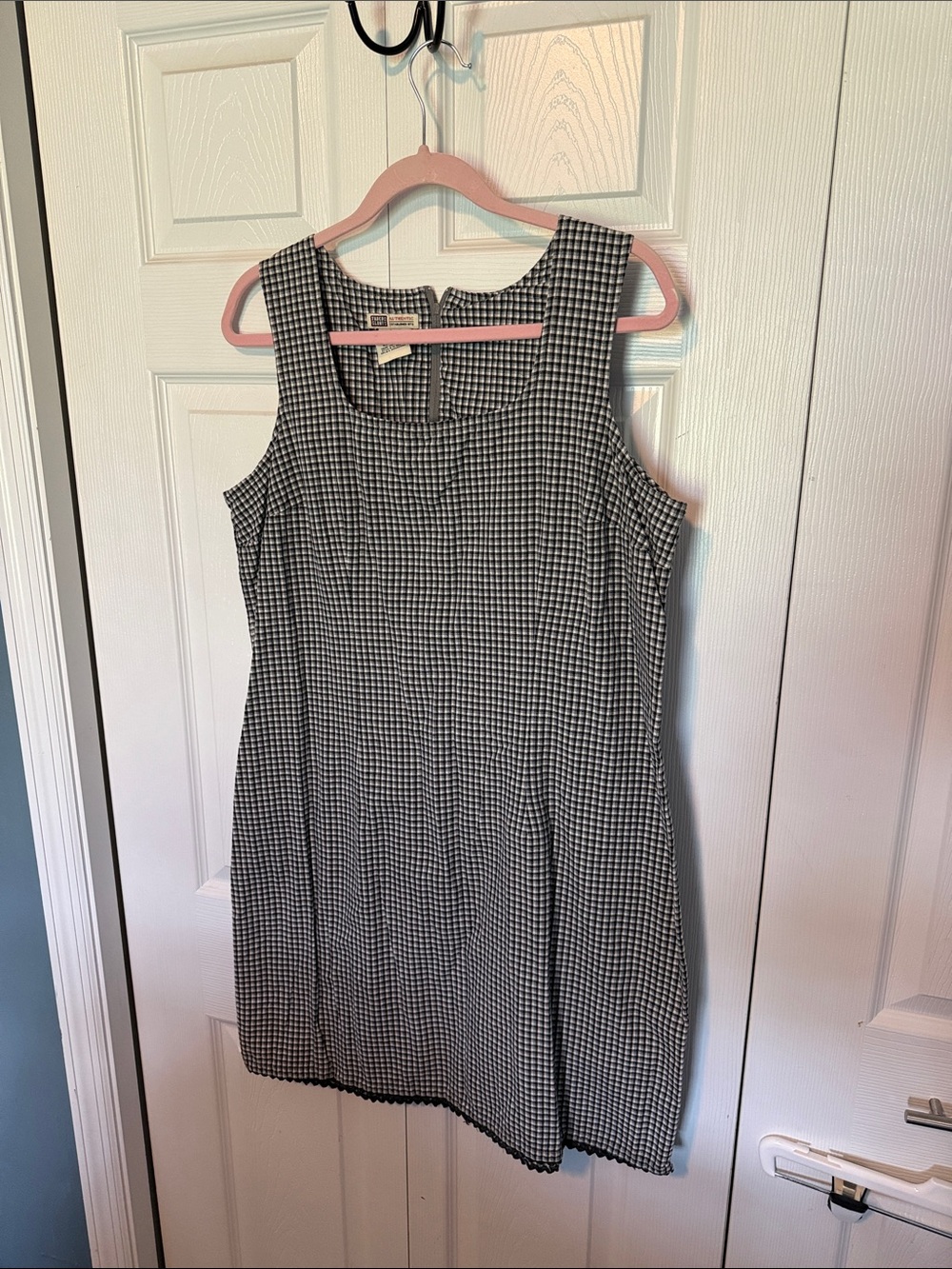 Faded Glory Black & White Gingham Sleeveless Shift Dress